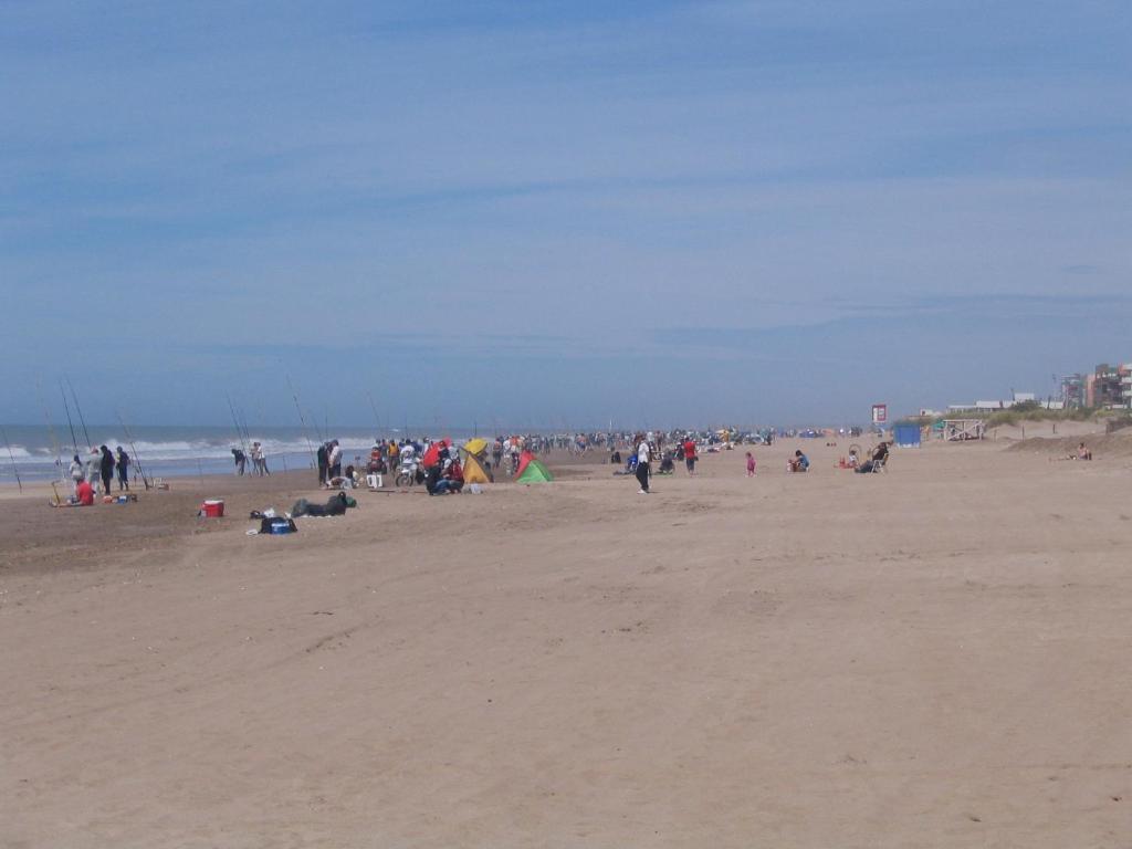 Acquamarina Hotel Villa Gesell Esterno foto